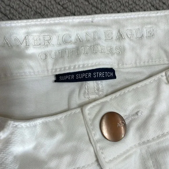American Eagle Outfitters White Jeans - Picture 6 of 9
